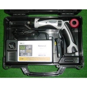 (中古品) パナソニック(Panasonic) 充電ドリルドライバー 予備電池つき【限定品】 EZ7410LA2ST1