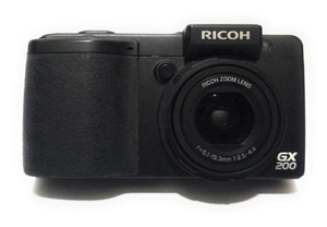 (中古品) RICOH デジタルカメラ GX200 ボディ GX200