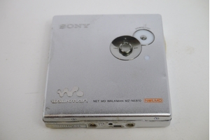 (中古品) SONY Net MD ウォークマン　 MZ-NE810