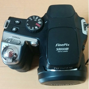 (中古品) FUJIFILM デジタルカメラ FinePix (ファインピクス) S8000fd 800万画素 光学18倍ズーム FX-S8000FD