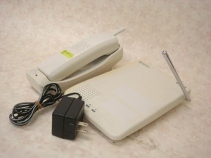 (中古品) WS230(W) TAMRA タムラ 漢字表示付きアナログコードレス電話機 [オフィス用品] ビジネスフォン [オフィス用品] [オフィス用品]