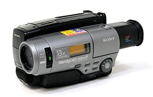 (中古品) SONY ソニー CCD-TR270PK 8ミリビデオカメラ ハンディカム 液晶モニター非搭載機種