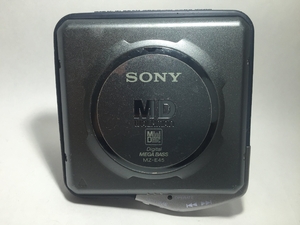 (中古品) SONY ソニー MZ-E45 ムーンライトグレー ポータブルMDプレーヤー MDLP非対応 （MD再生専用機/MDウォークマン）