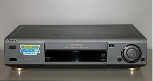 (中古品) SONY VHS ビデオデッキ　 SLV-FT11
