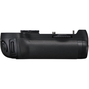 (中古品) Nikon マルチパワーバッテリーパック MB-D12