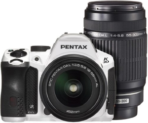 (中古品) PENTAX デジタル一眼レフカメラ K-30 ダブルズームキット [DAL18-55mm・DAL55-300mm] クリスタルホワイト K-30WZK C-WH 15694