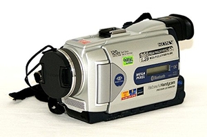 (中古品) SONY ソニー　DCR-TRV50　デジタルビデオカメラレコーダー　ネットワークハンディカム　ミニDV　スーパーナイトショット機能