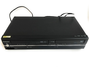 中古品) TOSHIBA VTR一体型DVDプレーヤー SD-V800の通販はau PAY 