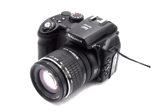 (中古品) FUJIFILM FinePix S9000 FX-S9000