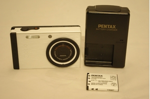 (中古品) PENTAX Optio RS1500(パールホワイト) 1400万画素 27.5mm 光学4倍 簡単着せ替え OPTIORS1500WH