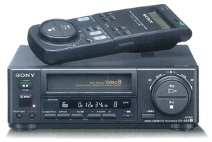(中古品) SONY　ソニー　EV-S55　ビデオカセットレコーダー　Video8　小型タイプ(Hi8ビデオデッキ/Hi-8)