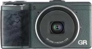 (中古品) RICOH デジタルカメラ GR Limited Edition 全世界5,000台限定 グリーン色ウェーブトーン APS-CサイズCMOSセンサー搭載 175820