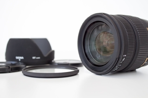 (中古品) シグマ(Sigma) SIGMA シグマ 17-70mm F2.8-4 DC MACRO OS HSM キヤノン用 17-70mm F2.8-4 DC MACRO OS HSM EO