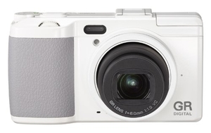 (中古品) RICOH デジタルカメラ GR DIGITAL IV ホワイトエディション
