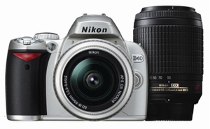 (中古品) Nikon デジタル一眼レフカメラ D40 ダブルズームキットII シルバー D40SWZII