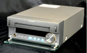 (中古品) ソニー(SONY) HCD-SD1 アンプ/チューナー/CDプレーヤー(CDデッキ)(JMD-7のMDデッキとスピーカーなし 単品 単体)