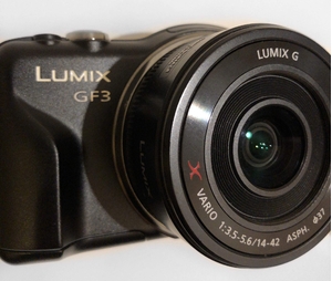 (中古品) パナソニック ミラーレス一眼カメラ LUMIX GF3 電動ズームキット エスプリブラック DMC-GF3X-K