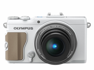 (中古品) OLYMPUS デジタルカメラ STYLUS XZ-2 1200万画素 裏面照射型CMOS F1.8-2.5レンズ ホワイト XZ-2 WHT 31,122円