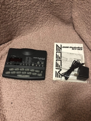 (中古品) Zoom リズムマシン　Rhythmtrak　RT-123