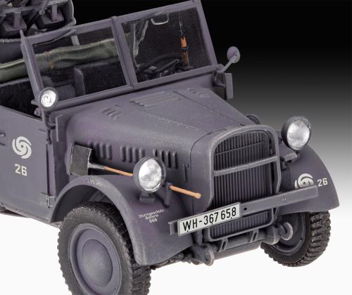 ドイツレベル 1/35 ドイツ軍 Einheits-PKW Kfz.4 軽四輪駆動対空車両 プラモデル 03339 成型色_2