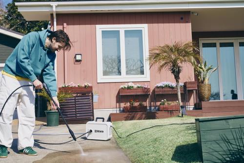 Vittorio(ヴィットリオ) 高圧洗浄機 ZS-705-10 静音タイプ 最大許容圧力 11.0MPa 常用吐出圧力7.0MPa  HighLow 機能付(常用吐出水量：(High)300L/h (Low)240L/h) ソフト高圧ホ−ス10m付 本体幅283×奥行391×高さ297？ 本体重量約6.4kg 洗車・外壁・住宅街