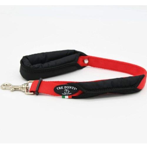 TRE PONTI (トレポンティ) 犬用 リード 安全ダブルハンドル機能 快適厚地パッド 腕肩の負担軽減 大型犬用 中型犬用 ダブルセーフティ ハンドルリーシュ (LTP303) (65cm, レッド)の通販は 6,037円