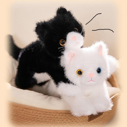 ぬいぐるみ 動物 本物そっくり手触り ふわふわ もこもこ おもちゃ ファーストトイ 贈り物 ギフト 茶トラ 三毛猫 猫 ネコ 黒猫 白猫 抱き枕 ぬいぐるみ クッション 猫 ネコぬいぐるみ 添い寝枕 出産祝い ニューボンフォト お誕生日プレゼント(白猫 40cm)