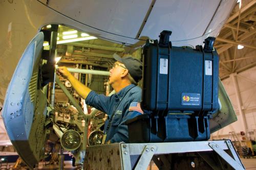 PELICAN ハードケース 1400 8.9L デザートタン 1400-000-190