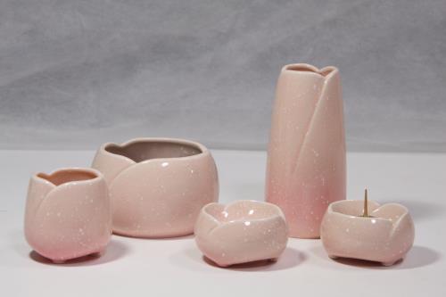 やわらぎ 佛具5点セット 中 さくら (香炉、湯呑、ローソク立、仏器、花瓶)※特選香炉灰(少々)付・ローソク立芯付