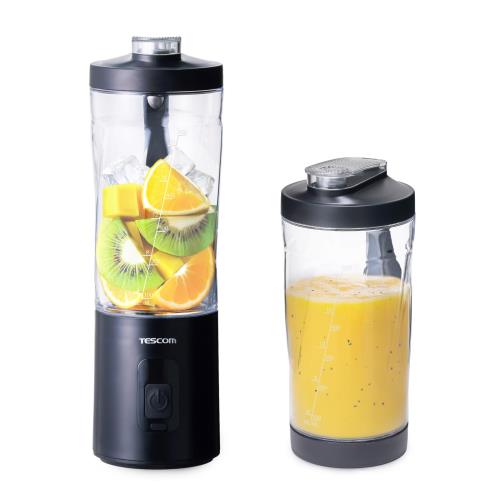テスコム ミキサー コンパクト 600ml 持ち運び可能 ボトルカバー付き [ 冷凍フルーツ 冷凍野菜 角氷 対応 ] ハイパワー 防水 IPX6対応 丸洗い可能 2杯分 コードレスミキサー ボトルブレンダー CRUSH STORM ブラック TMX60A-K