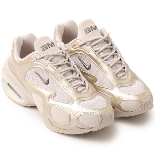 [ナイキ] エア マックス ミューズ W AIR MAX MUSE デザートサンド/サンドドリフト/メタリックシルバー/メタリックピューター FV1920-005 25.0cm