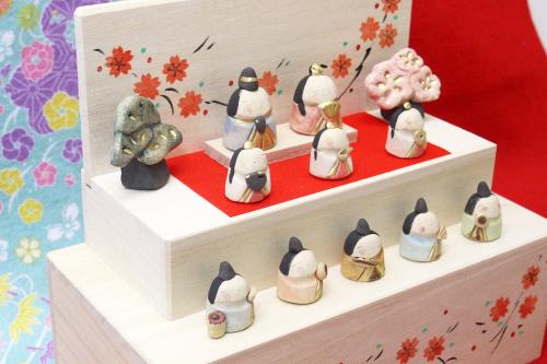 クラフトマンハウス ひな人形 花木箱 雛段飾り 全長:男雛5ｃｍ・女雛4ｃｍ