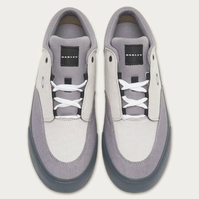 オークリー スニーカー メンズ BANKS LOW CANVAS FOF100552 9DH OAKLEY run_3