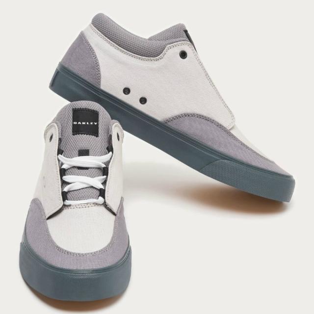 オークリー スニーカー メンズ BANKS LOW CANVAS FOF100552 9DH OAKLEY run_5