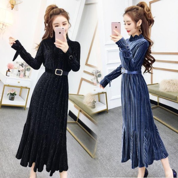 ワンピース レディース ワンピドレス 黒 ブラック 青 ブルー カーキ 光沢 メタリック きらきら ヴィクトリアン ベルベット プリーツ プリーツスカート アコーディオン ひらひら ロング ロング丈 裾フレア 袖あり 長袖 バックル スタンドカラー フリルスタンドカラーの通販は 5,282円