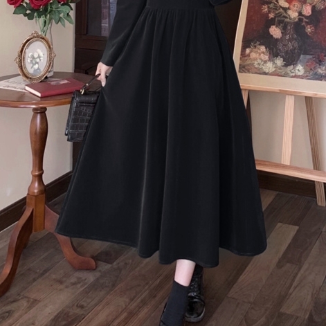 レッドカラーブラック ロングワンピースドレス ワンピース ロング丈 お出かけ 新作 長袖 スクエアネック フレア Aライン リボン ベルベット かわいい 大人可愛い きれいめ 大人 上品 おしゃれ かっこいい レトロ 大人可愛い 大人女子 ラブリー キュート 主役級 存在感の通販は レッドカラーブラック ロングワンピースドレス ワンピース ロング丈 お出かけ 新作 長袖 スクエアネック フレア Aライン リボン ベルベット かわいい 大人可愛い きれいめ 大人 上品 おしゃれ かっこいい レトロ 大人可愛い 大人女子 ラブリー キュート 主役級 存在感の通販は