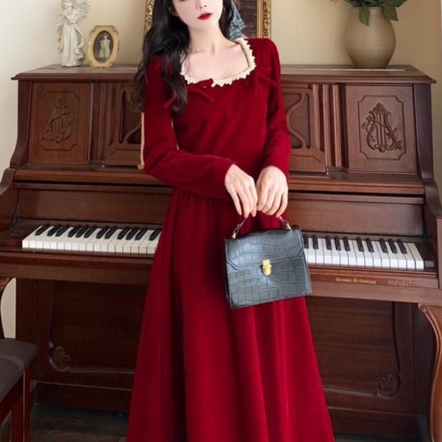 レッドカラーブラック ロングワンピースドレス ワンピース ロング丈 お出かけ 新作 長袖 スクエアネック フレア Aライン リボン ベルベット かわいい 大人可愛い きれいめ 大人 上品 おしゃれ かっこいい レトロ 大人可愛い 大人女子 ラブリー キュート 主役級 存在感の通販は レッドカラーブラック ロングワンピースドレス ワンピース ロング丈 お出かけ 新作 長袖 スクエアネック フレア Aライン リボン ベルベット かわいい 大人可愛い きれいめ 大人 上品 おしゃれ かっこいい レトロ 大人可愛い 大人女子 ラブリー キュート 主役級 存在感の通販は