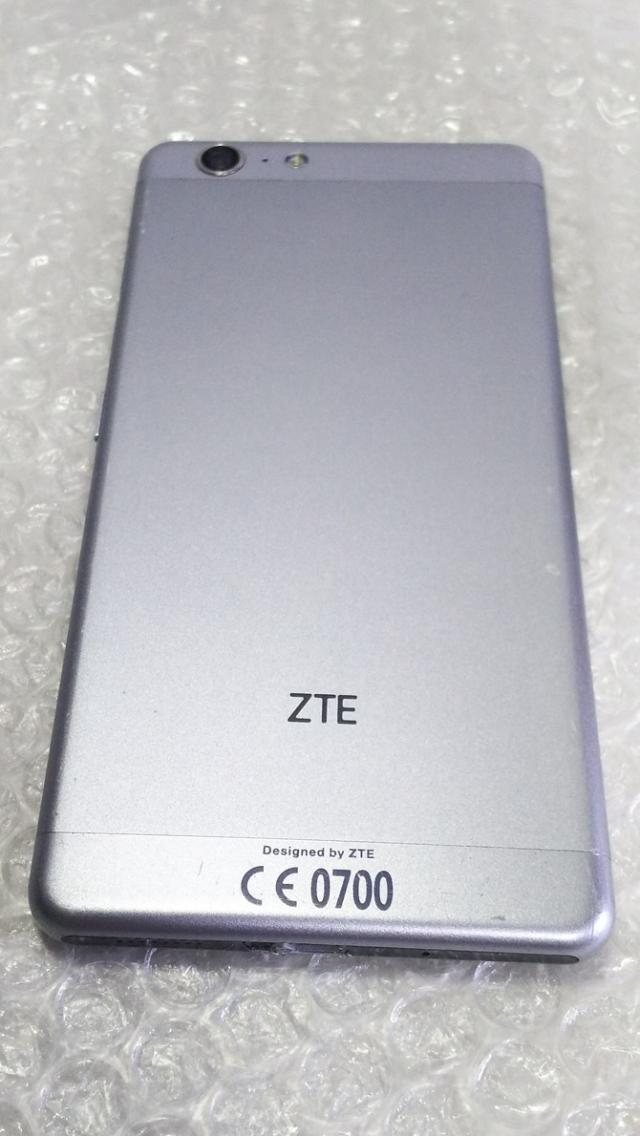 送料無料 Zte Blade V770 Ztu31 グレー ジャンク Simロック解除済み Simフリー 本体 白ロム 0159の通販はau Pay マーケット Hsmtoy S