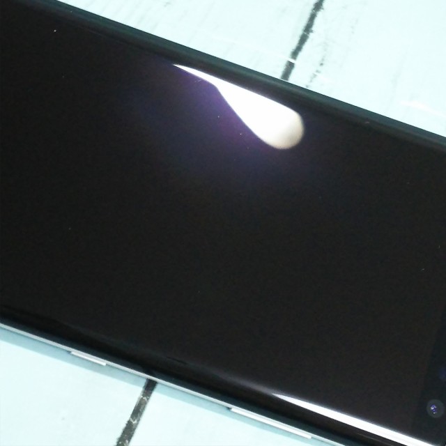 美品・送料無料】au Xperia XZ3 SOV39 ホワイトシルバー 本体 白 美品・送料無料】au Xperia XZ3 SOV39 ホワイトシルバー 本体 白