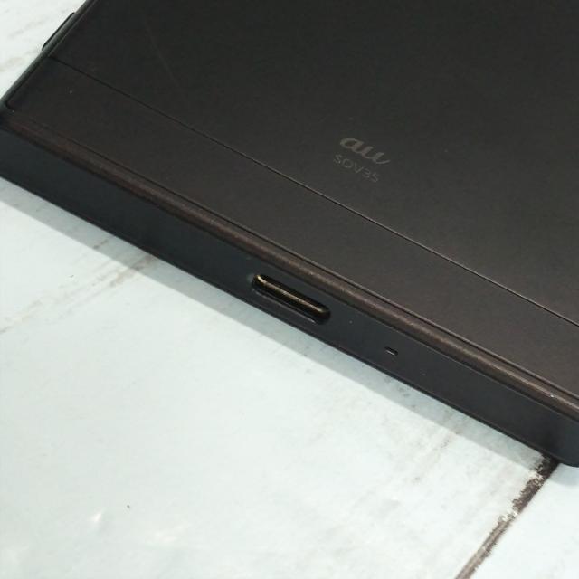 【送料無料】SONY Xperia XZs SOV35 au ブラック 本体 白ロム SIMロック解除済み SIMフリー 195312の通販は