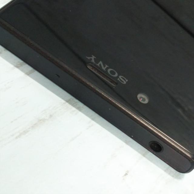 【送料無料】SONY Xperia XZs SOV35 au ブラック 本体 白ロム SIMロック解除済み SIMフリー 195312の通販は