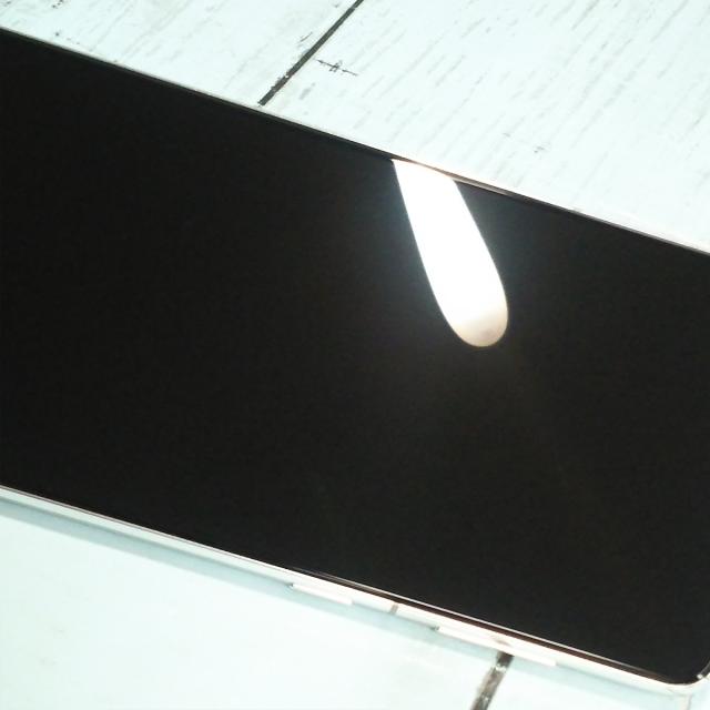 【美品・送料無料】au Galaxy S21 5G SCG09 ファントムホワイト 本体 白ロム SIMロック解除済み SIMフリー 231567_2