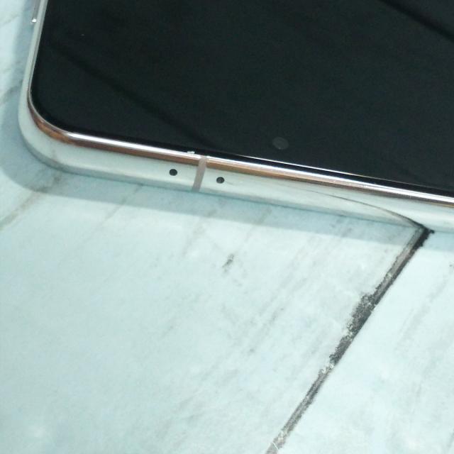 【美品・送料無料】au Galaxy S21 5G SCG09 ファントムホワイト 本体 白ロム SIMロック解除済み SIMフリー 615272_9