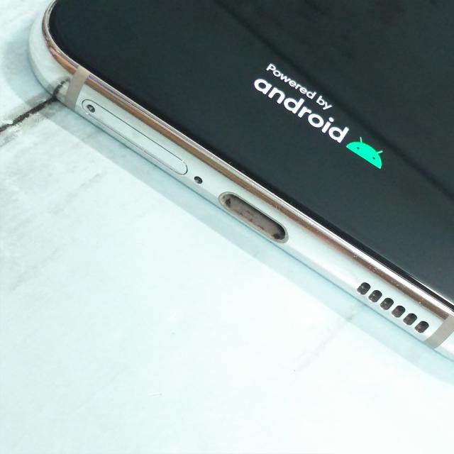 【美品・送料無料】au Galaxy S21 5G SCG09 ファントムホワイト 本体 白ロム SIMロック解除済み SIMフリー 956635_8
