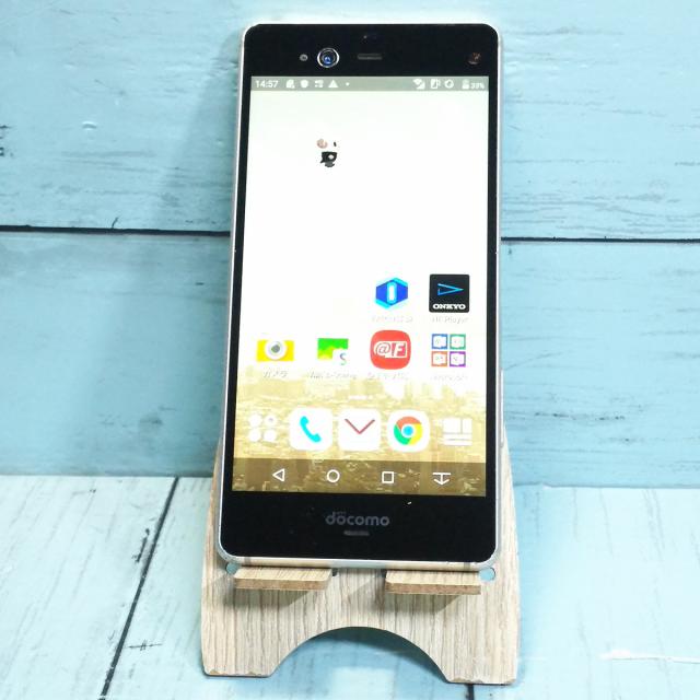 【送料無料】docomo arrows NX F-01K ホワイト 本体 白ロム SIMロック解除済み SIMフリー 291916 5,980円