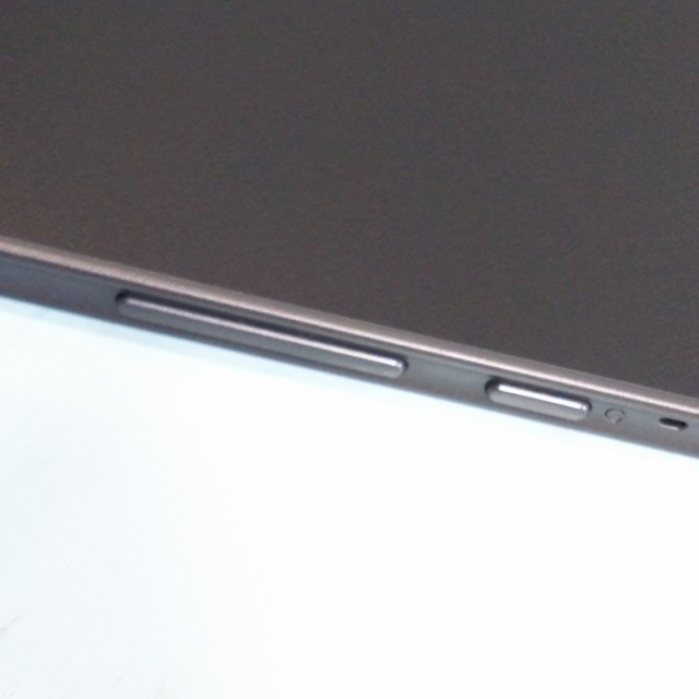 送料無料】docomo arrows Tab F-02K Black ブラック 本体 白ロム 送料無料】docomo arrows Tab F-02K Black ブラック 本体 白ロム