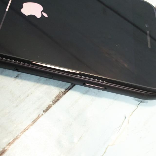 ほぼ新品・送料無料】au iPhone7 128GB ブラック 新品同様品 SIMロック