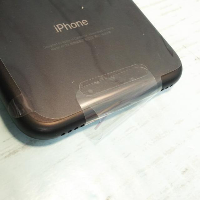 ほぼ新品・送料無料】au iPhone7 128GB ブラック 新品同様品 SIMロック