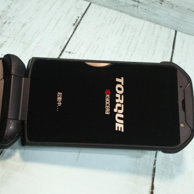 au ガラホ torque x01 SIMロック解除済 【公式通販】