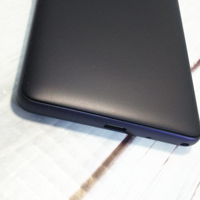 【ほぼ新品・送料無料】au Qua phone QZ 京セラ KYV44 インディゴ 本体 白ロム SIMロック解除済み SIMフリー 027212_9